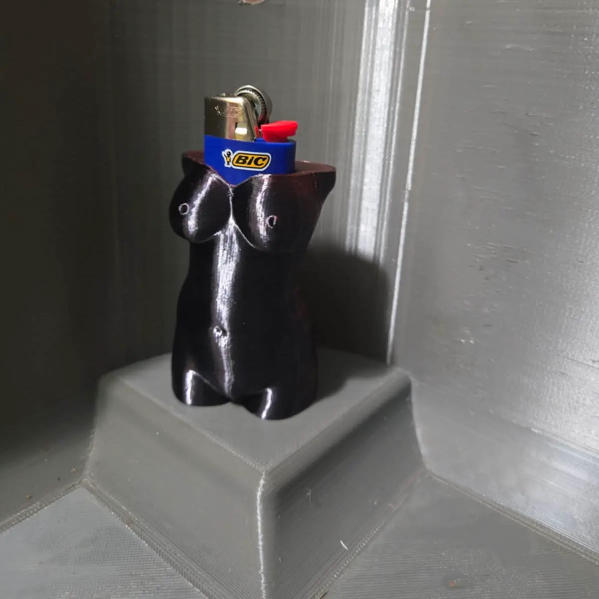 3D Printer Files 3MF File Nude Woman Bic Lighter Sleeve Creality Cloud