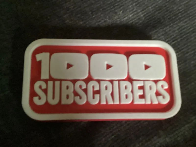 1000 subs Plaque