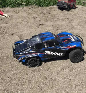 Traxxas slash paddle tires