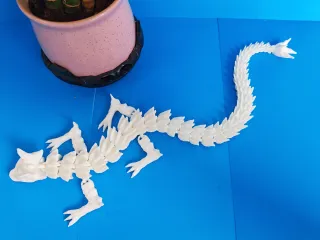 Nidhögg - Articulated Dragon