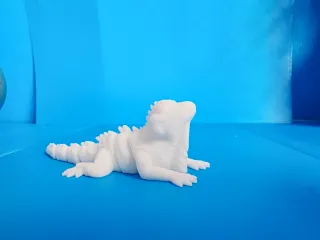 Articulated Iguana
