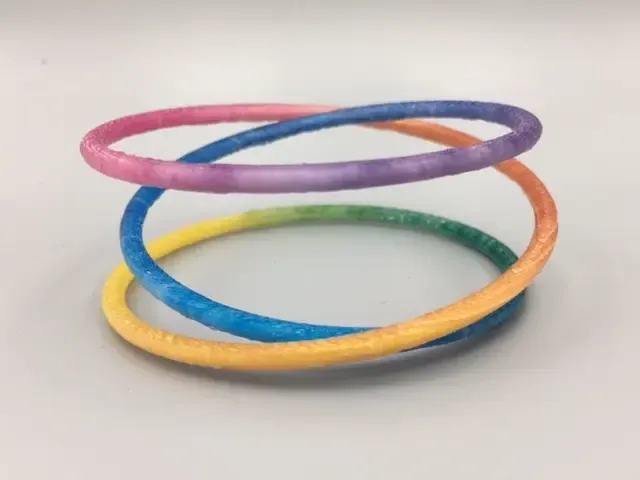 Pulsera triple envolvente arcoíris