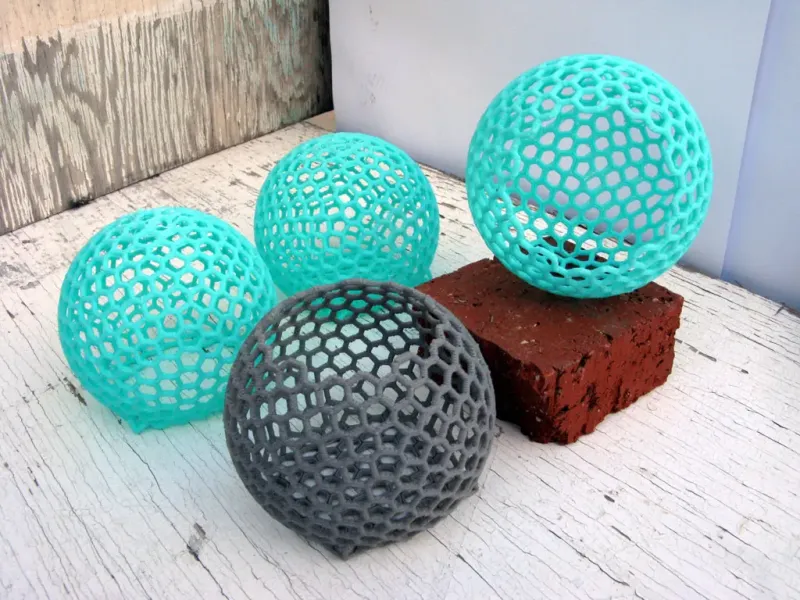 Spherical Container from Hexagons