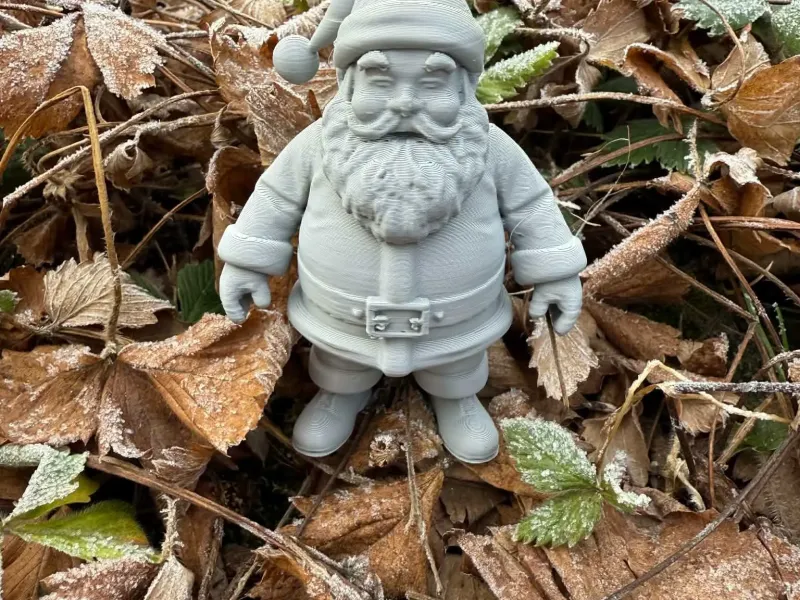 Ayakta duran Noel Baba