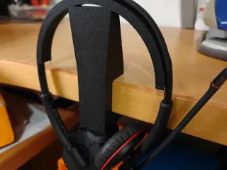 Plantronics Blackwire Headset Stand with Screw Desk Clamp