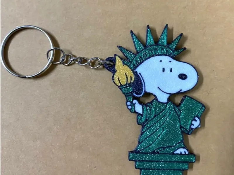 Snoopy keychain- Statue of Liberty