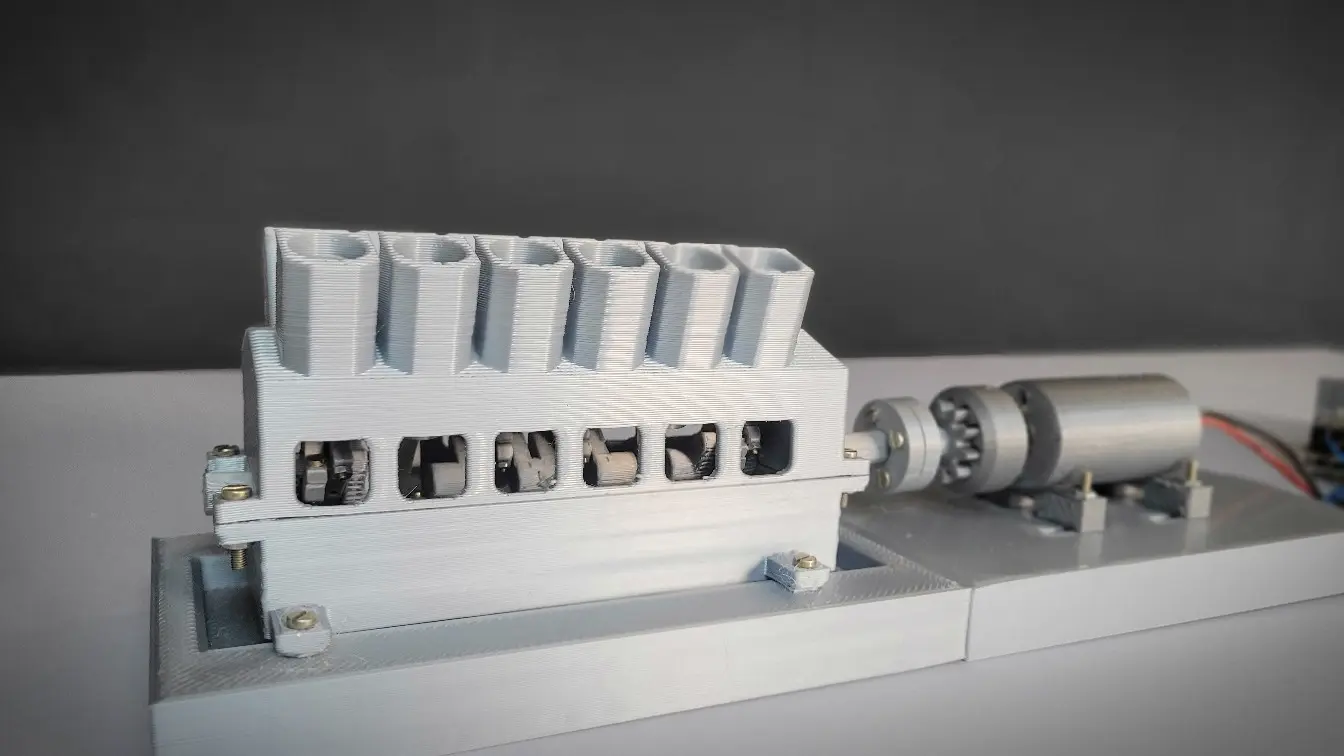 Motor V12 Locomotive 