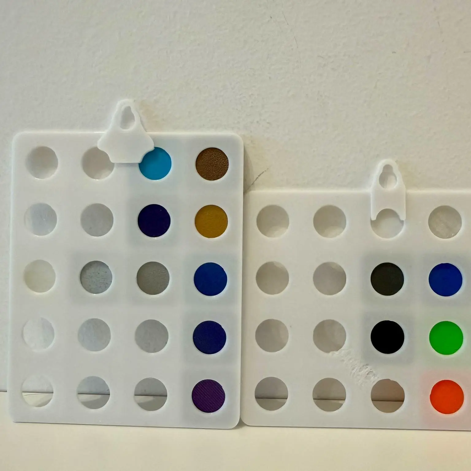 Clip-on Wall Mount for Swatch Display Board by Bambu Lab