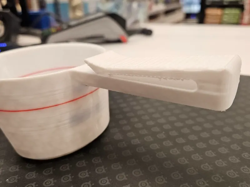 Dog Food Scoop With Bag Clip