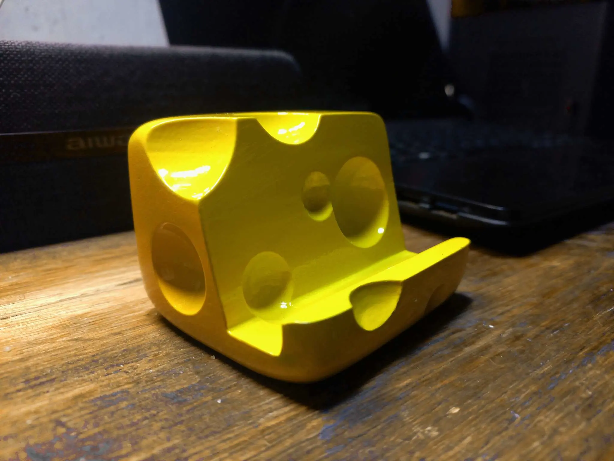 Phone stand- cheese