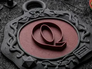 Stranger Things pendant - Letter Q by Aza