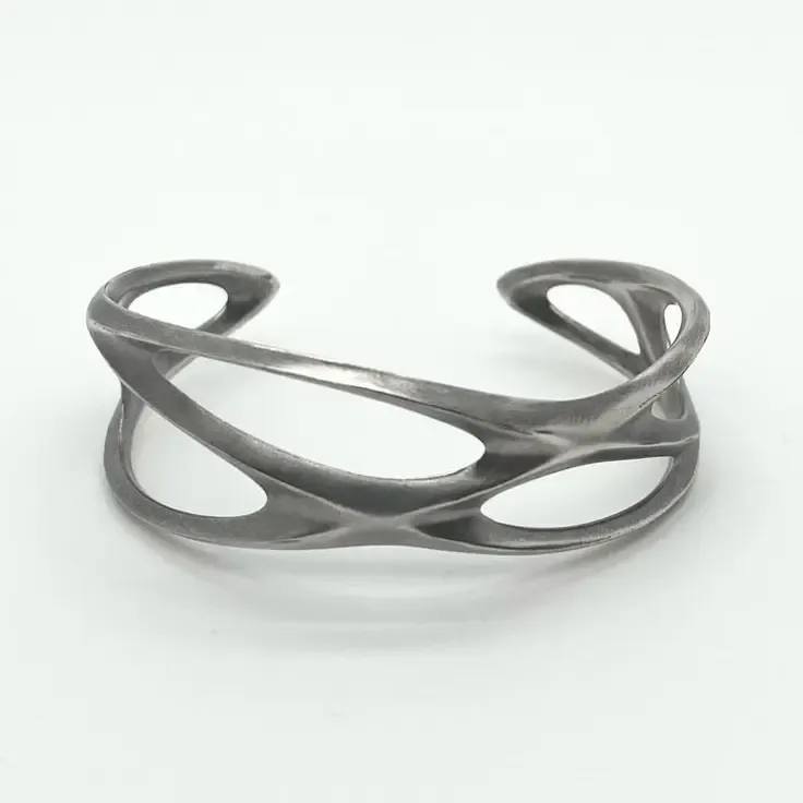 Futuristischer Schmuck