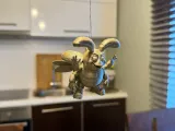 Mayfly charm-1