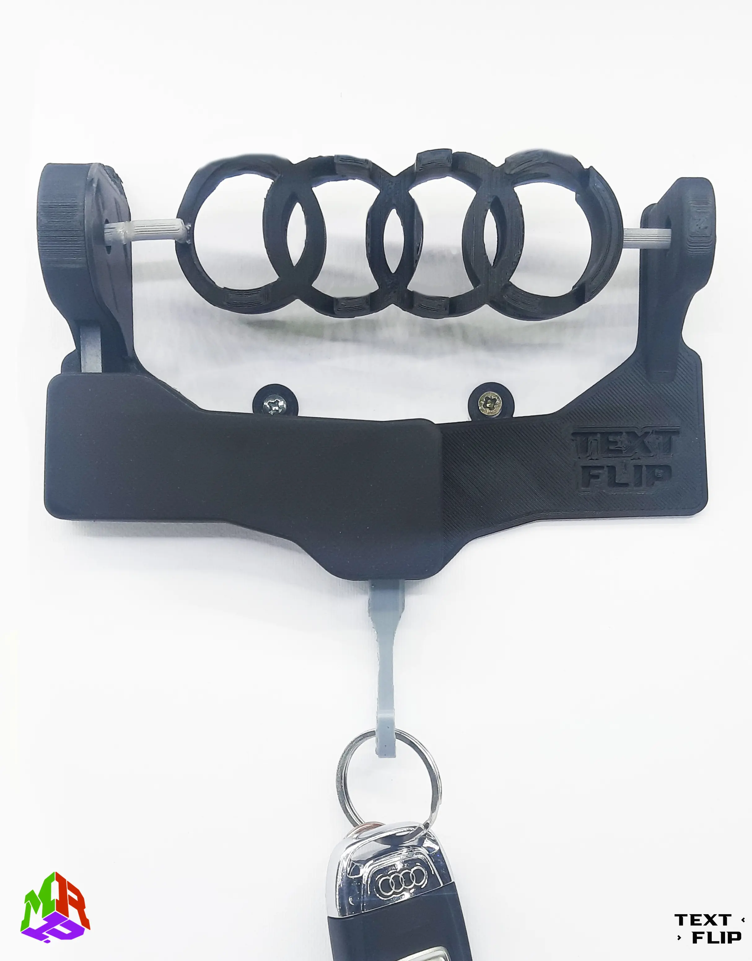 TEXT FLIP: KEY HANGER | AUDI |