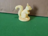 Squirrel Statue-1