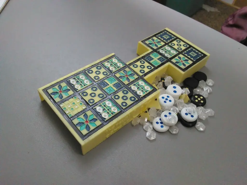 Royal Game of Ur with Print-in-place hinged board