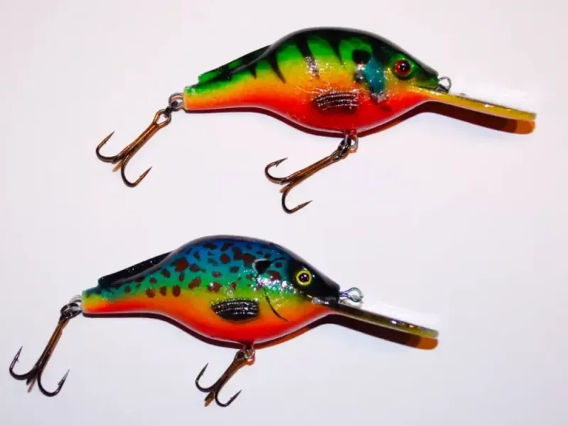 Señuelo de pesca con cebo de manivela