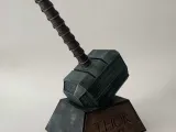 thor hammer and base-1