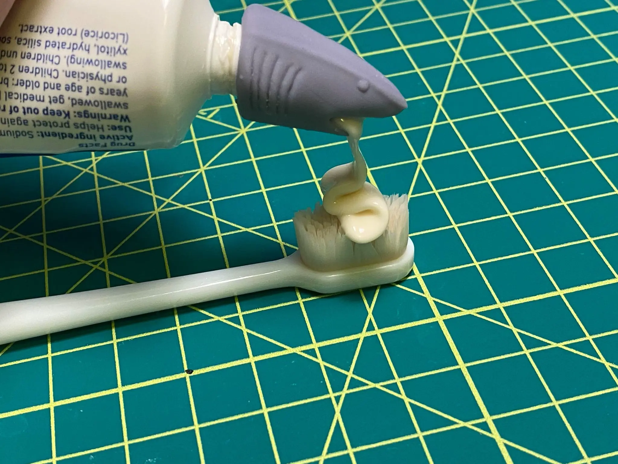 Shark Head Toothpaste Topper