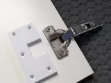 Reinforced replacement for a broken kitchen hinge-3