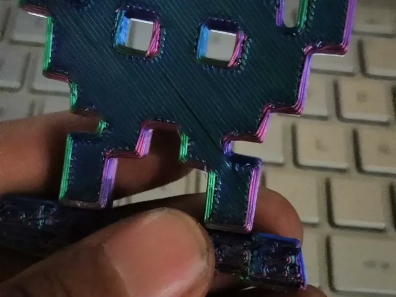 Space Invaders lift model keychain