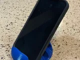 Donut phone stand-4