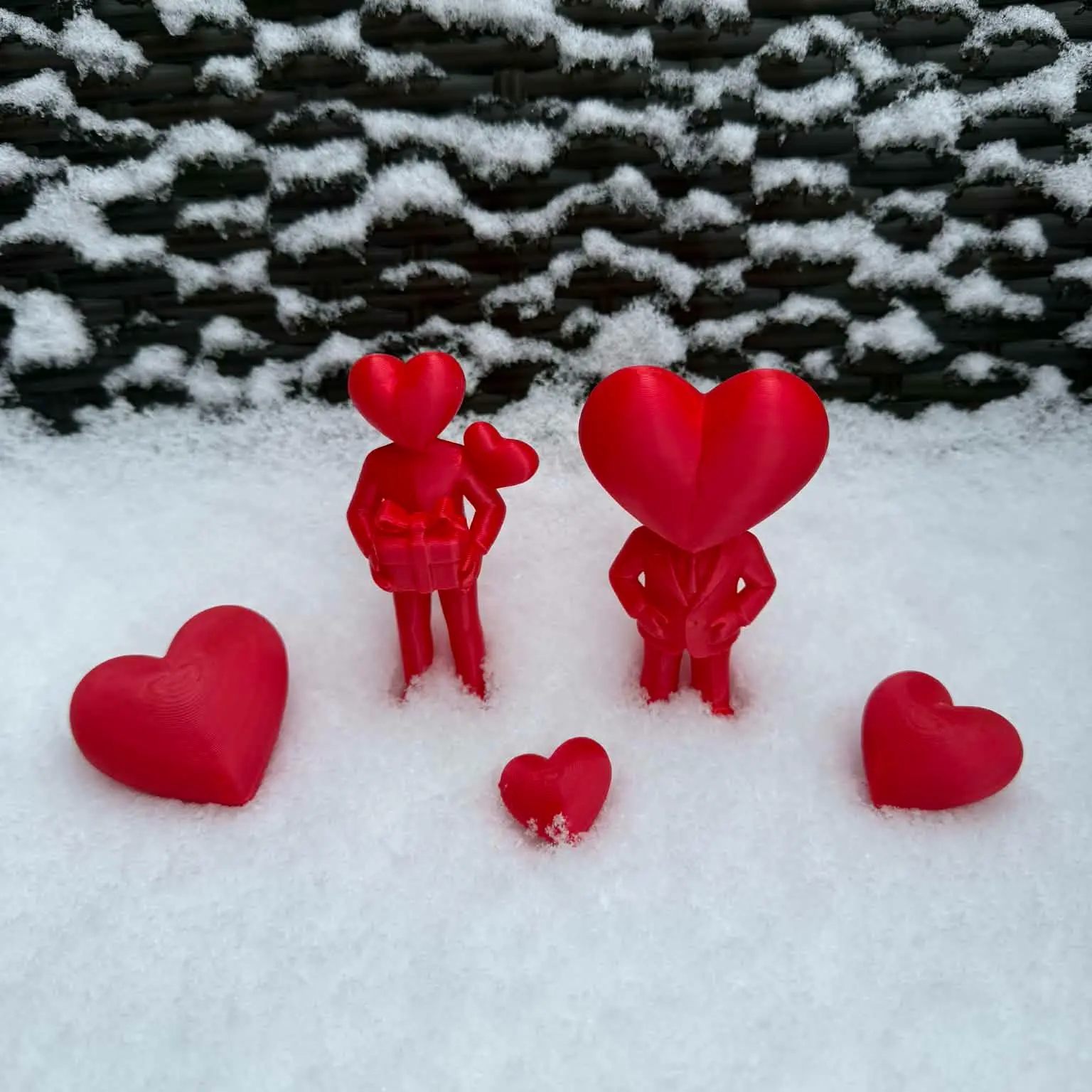 Valentine's Day heart figures in love