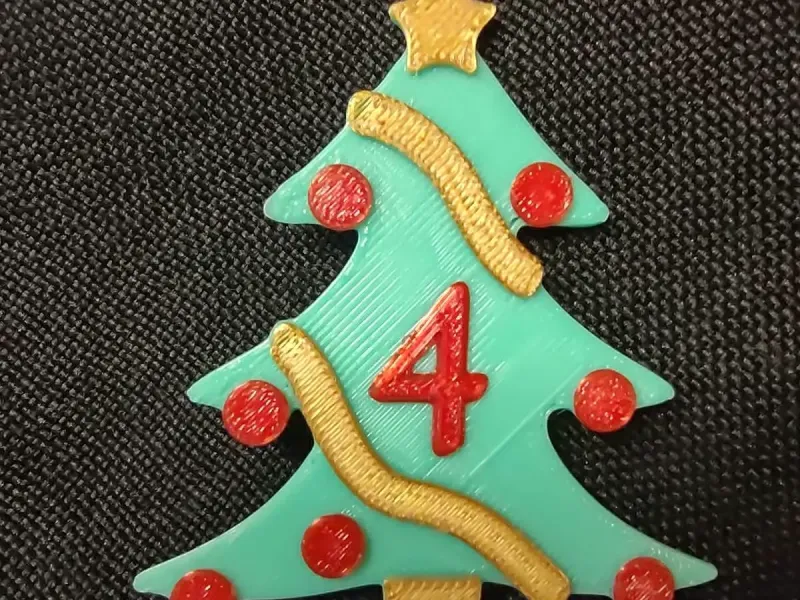 4 Number - Christmas Tree with Baubles, Tinsels and Star