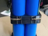 Фиксатор 32700-1