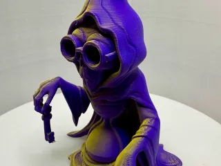 The Phantom Keybearer