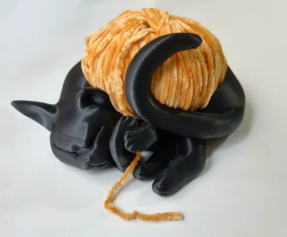 Cat Yarn Holder