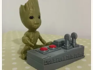 Baby Groot 5-3 (Don't Push This Button)