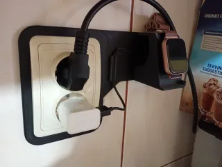Wall charging support for Koppel clock
