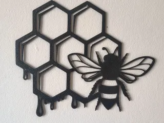 Bee wallart