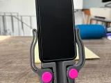 Gravity-Activated Phone Stand | No Support-4