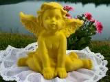 Sitting angel-0