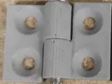Small hinge-1