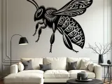 bee queen-0