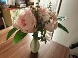 Beautiful rustic flower vase-2