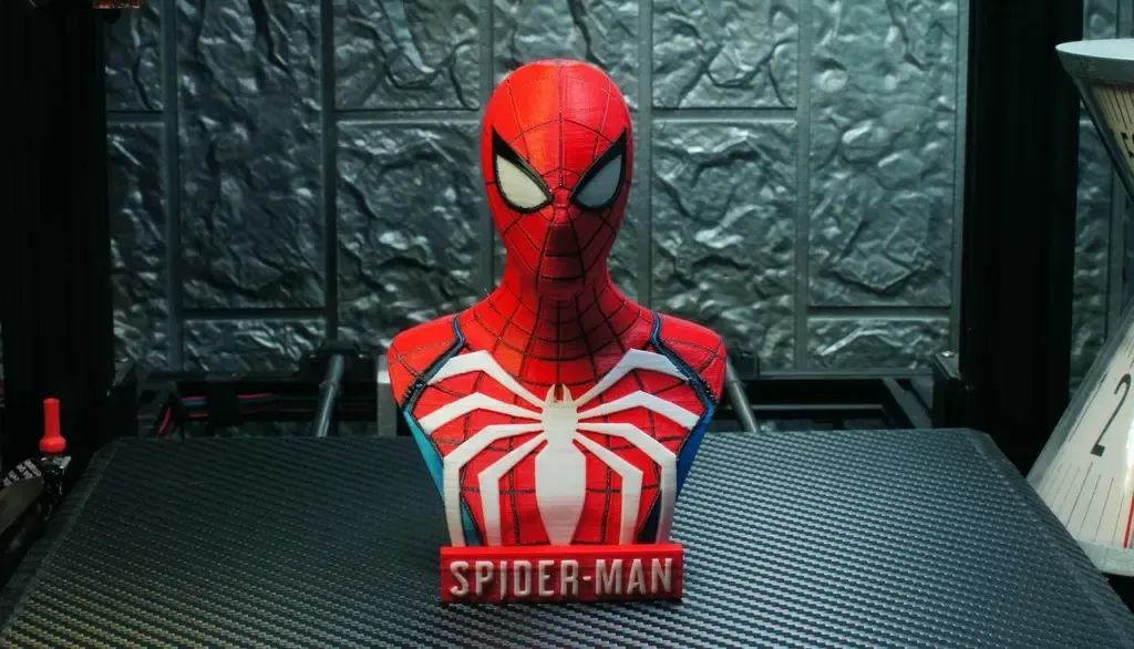 Multicolour Spider-Man PS4 Bust - Advanced Suit MMU