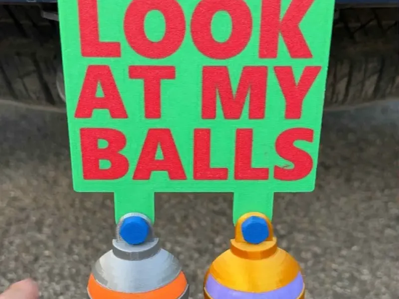 Look at my balls-christmas-trailer hitch