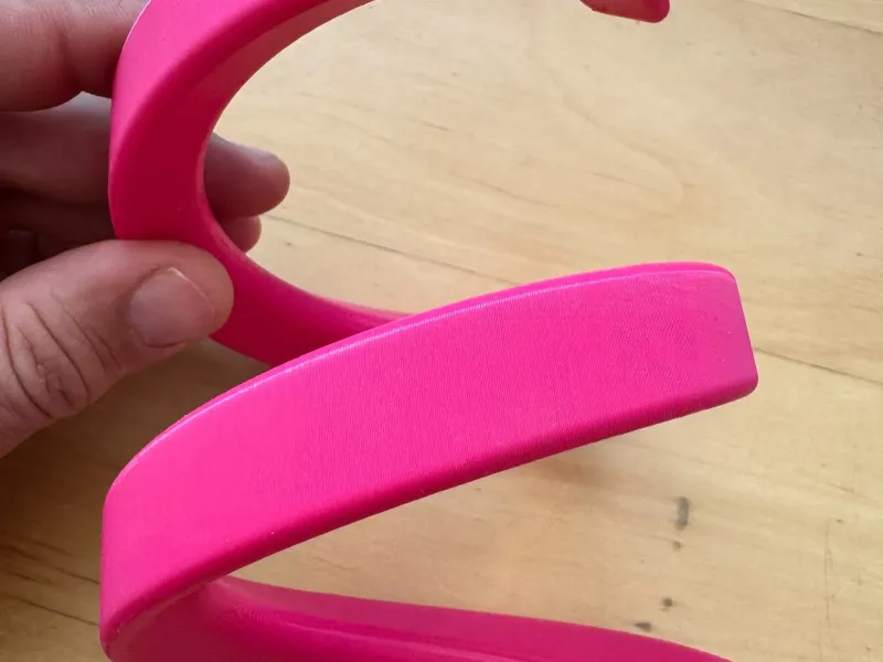 Curtain Holder – Spiral Wrap Design for Modern Interiors