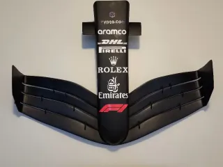 F1 front wing