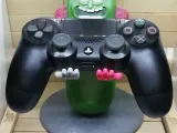 CONTROLLER HOLDER / RICK PS4-7