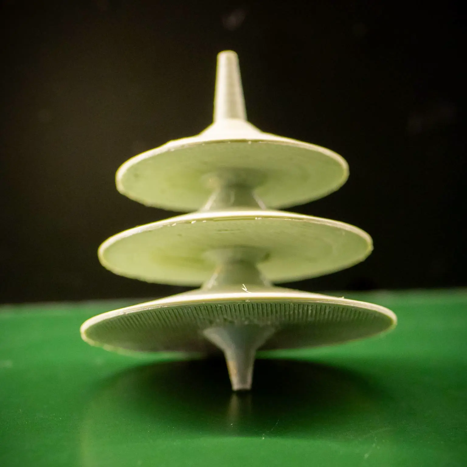 Patience Pine: Alien Anti-Stress Top