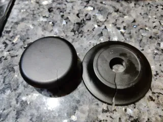 Pot cover handle