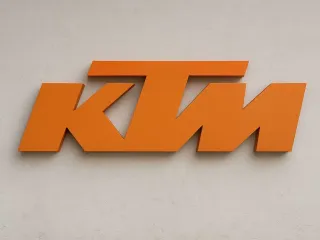 KTM Wall mount or Stand