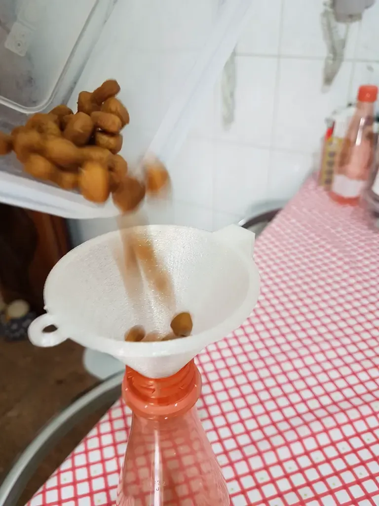 Botella PET Embudo para golosinas para mascotas/perros
