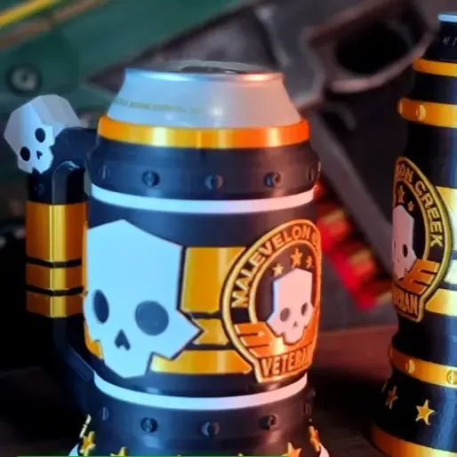 Hell-divers-2-can-cozie
