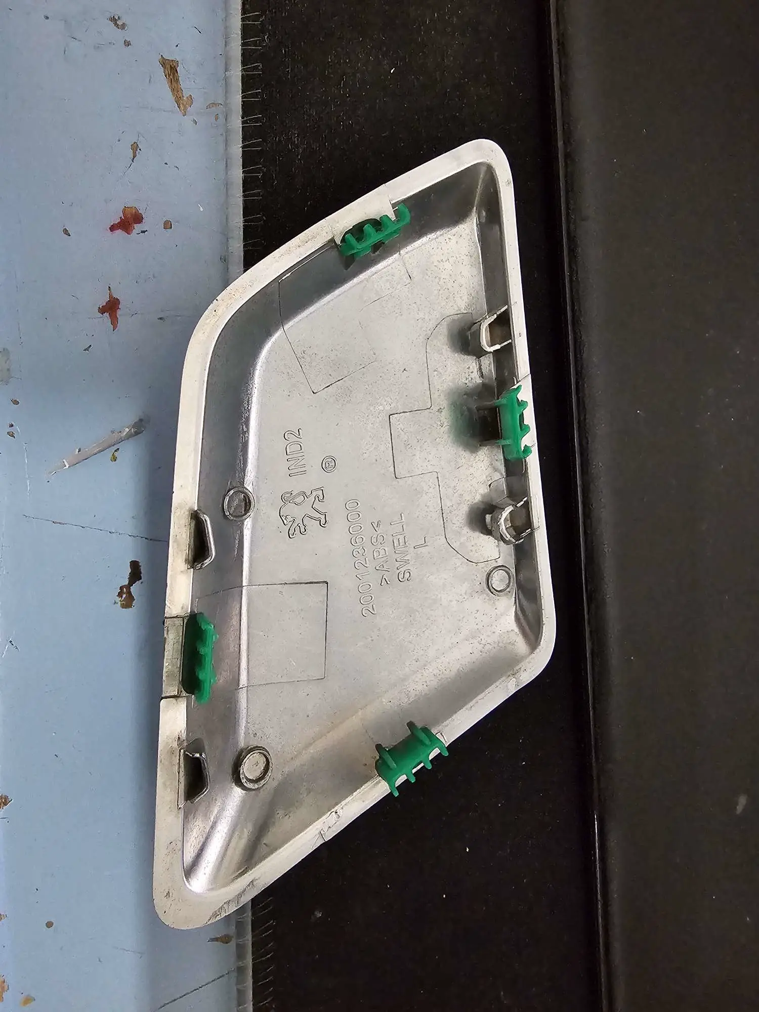 Peugeot Django Hydraulic Cover STL & 3MF File for 3D Printing